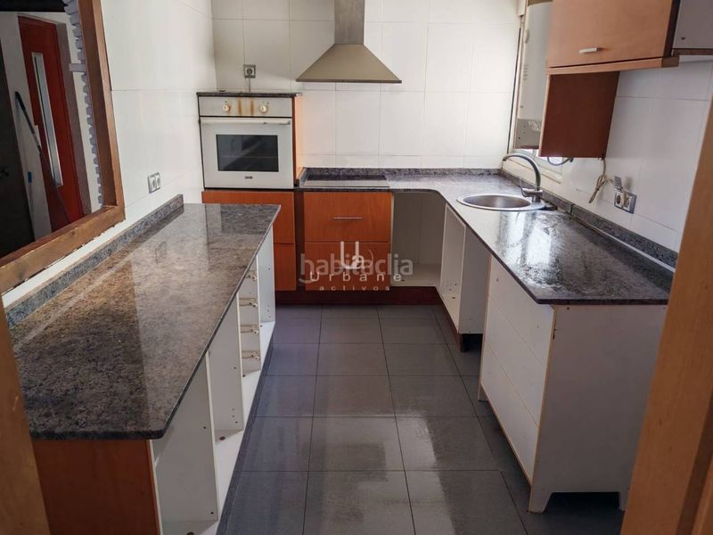 Foto a62fb4ad-427e-4529-aefb-2231c8e6caa3. Pis amb aparcament a Juzgados Mislata