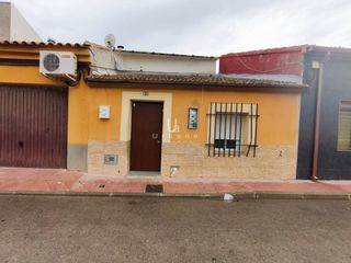 Casa adossada  Calle españa. Acogedora casa en el corazón de las torres de cotillas  ideal pa