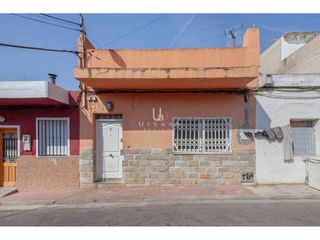 Maison  Calle rubén darío. Casa en venta en alginet, ideal para reformar y personalizar