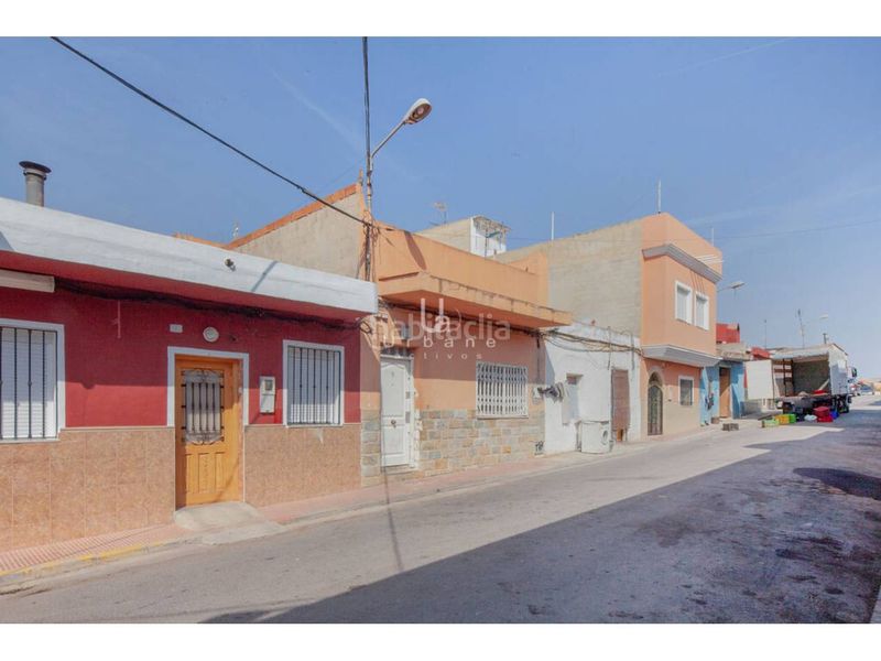 Foto 451636d6-0edd-4b43-ac05-982d40137626. Casa a Alginet