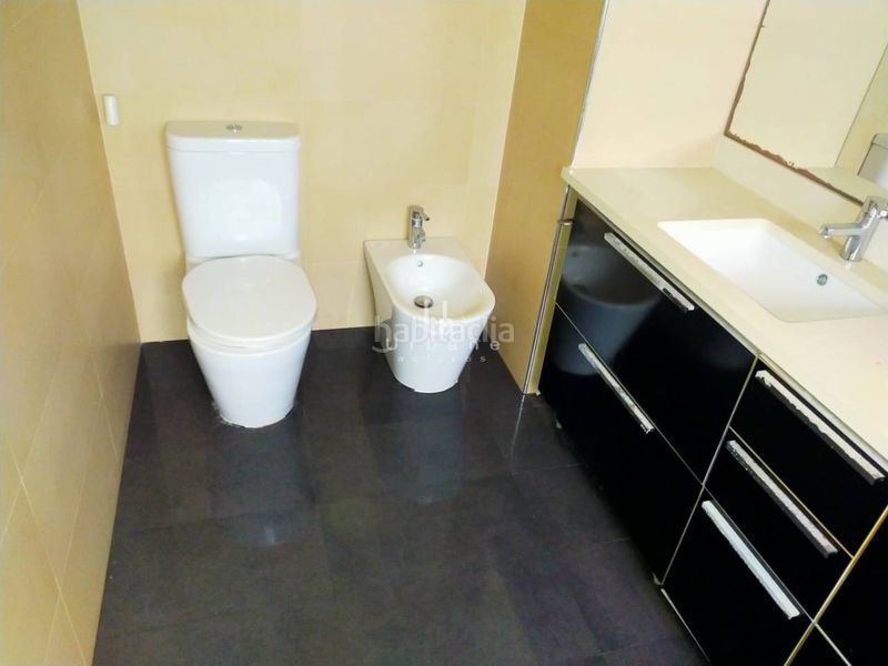 Foto 416fa9db-310d-4352-b5f8-8ce9fefa9064. Casa amb aparcament a Bellreguard