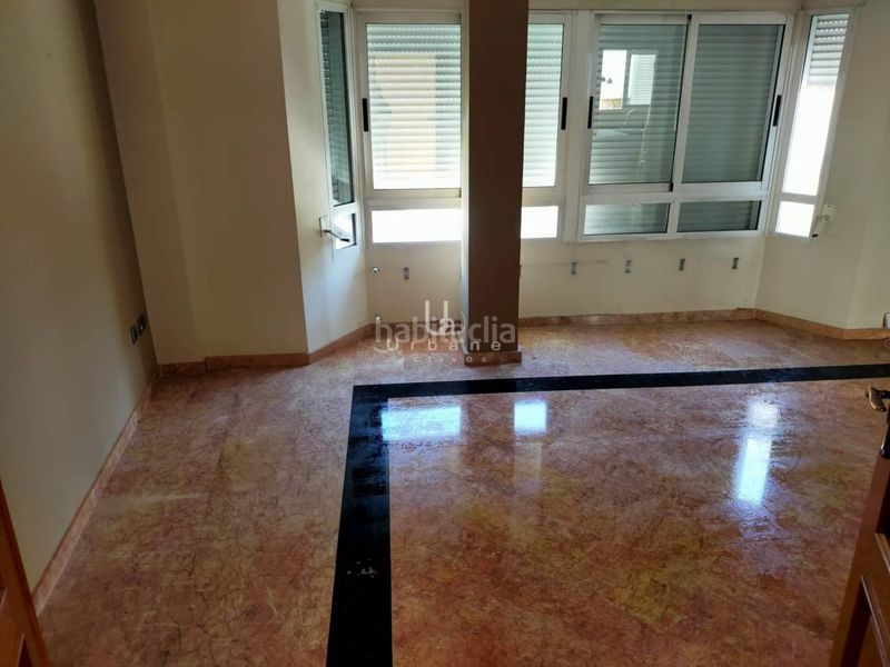 Foto 4c9db49c-2077-466f-a077-9ff753253f6c. Casa amb aparcament a Bellreguard
