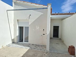 Casa adosada en Torres de Cotillas (Las). Casa nueva, con patio. en las torres de cotillas