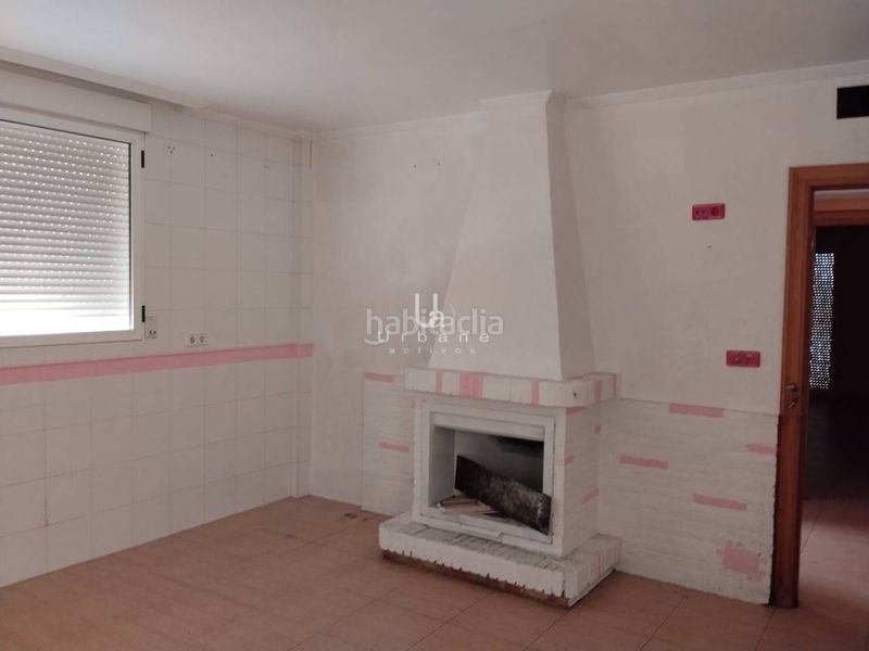 Foto 09a5aaa2-2b9d-47e1-8335-8c854f420133. Casa amb aparcament a Torreagüera Murcia