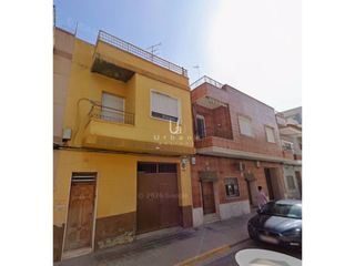 Casa  Calle joan cierva. Vivienda  local en venta en algemesi