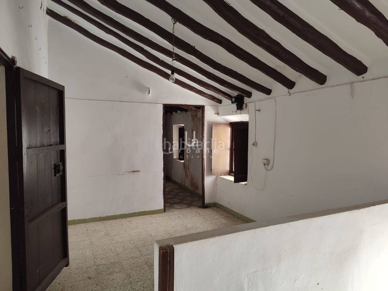Foto 03b31854-8e47-4313-a0fa-a05afff3c38b. Casa adossada a Mula