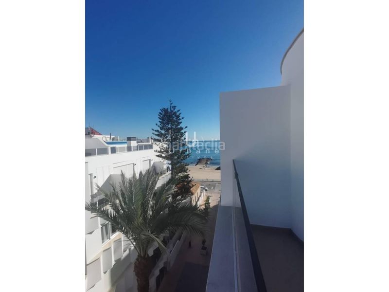 Foto f69d2c78-07b3-4084-aa51-b0a5a8286953. Àtic amb aparcament piscina a Zona Playa de los Locos Torrevieja