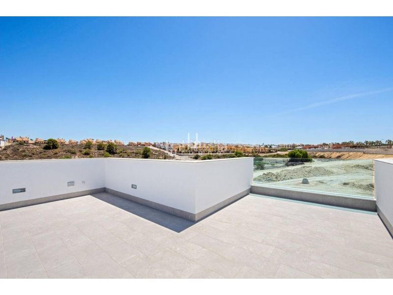 Foto 167542a0-c3be-4421-b811-2d65f0c52ce7. Xalet amb aparcament piscina a Algorfa