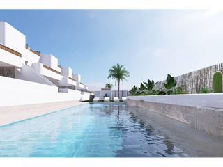 Chalet  Calle margarita salas. Bungalow con ampli solarium en dolores
