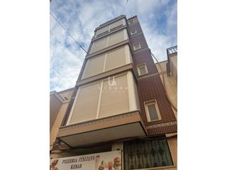 Pis  Calle lorca. Luminoso piso de 2 habitaciones con ascensor en puerto lumbreras