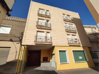 Local Comercial a Calle Adelfas