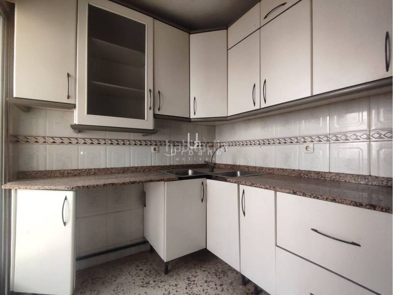 Foto d0a4ebce-85de-4008-9f3d-29a0cf148143. Pis amb aparcament a Alcantarilla