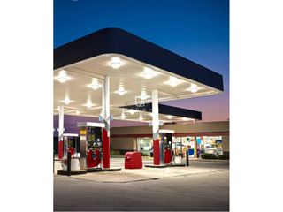 Solar industrial a Ojós. Gasolinera en rentabilidad, 6,5 anual