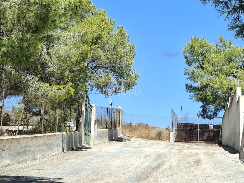 Foto dc0c8437-d57f-40eb-92bb-df6211ac2a3e. Finca rústica a El Esparragal Murcia