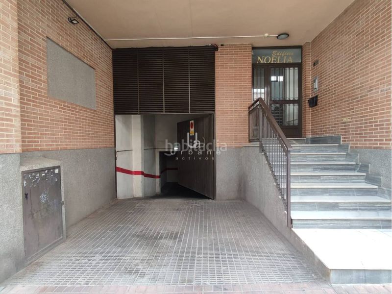 Foto 32c8b117-0e7d-4628-a3a4-0b8ccbca7911. Aparcament cotxe a El Palmar Murcia