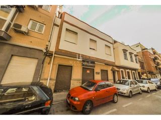 Etagenwohnung  Calle teodoro llorente. Piso en sagunto