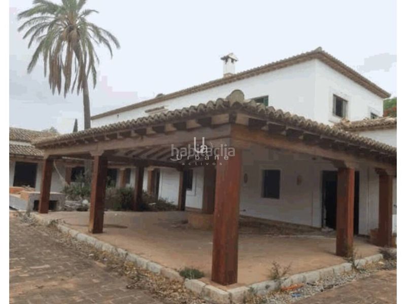 Foto 8e0b3b9c-2956-4b78-82d2-8983843f75cf. Edifici a Vilamarxant