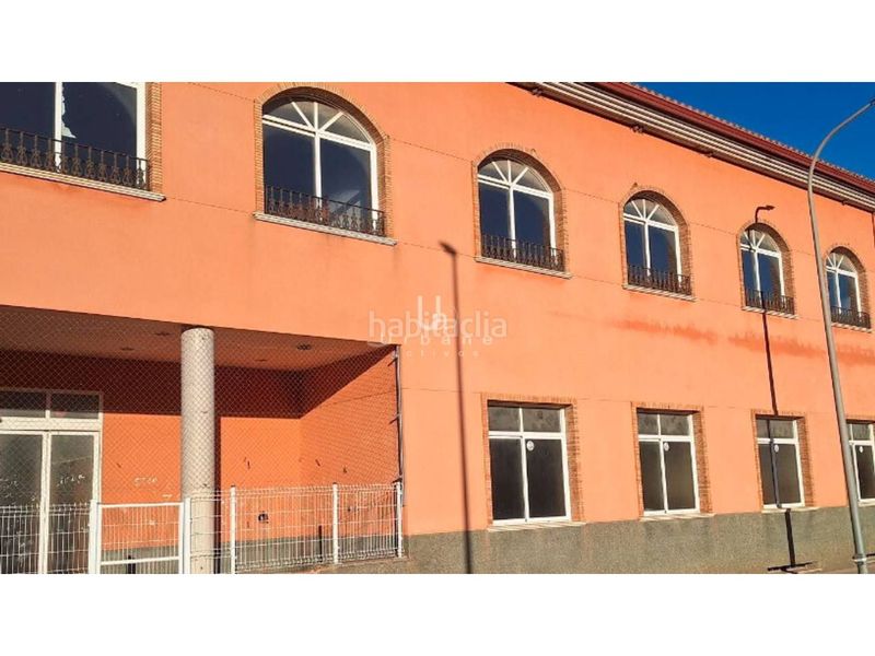 Foto 3ce05659-b29c-4761-8767-dc44955211b5. Edificio  con varias posibilidades en venta en Castelló de Rugat