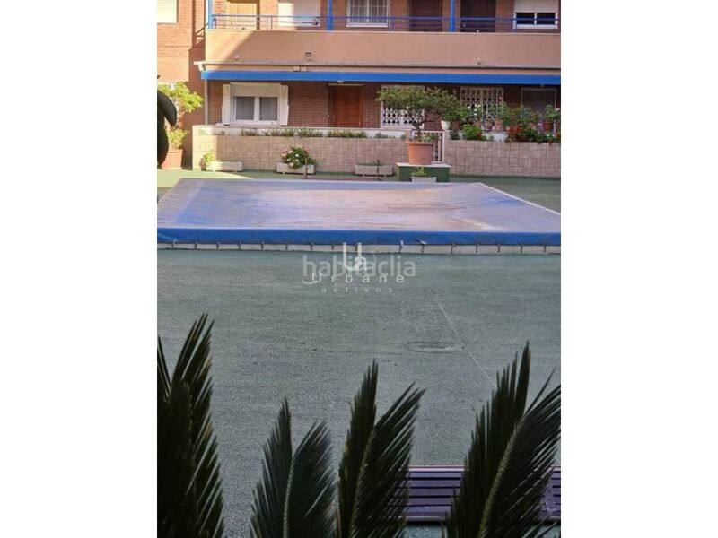 Foto 432d7143-e933-4d09-aafc-d419c16d736a. Pis amb piscina a Casco Urbano Vinaròs