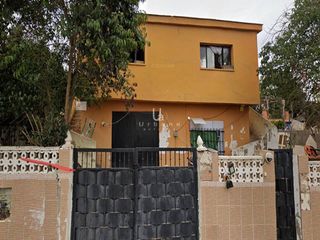 Xalet  Calle sevilla. Casa en venta en godelleta