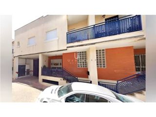 Dúplex  Calle cuencas. Duplex en venta en santa cruz  no visitable