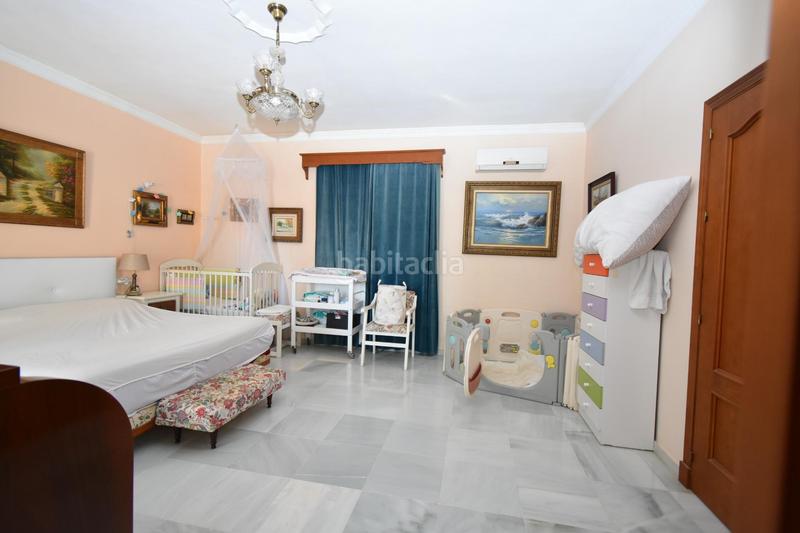 Foto 4faa44c4-dbe5-4951-b1cf-1f01e642b351. Chalet con riscaldamento parcheggio in Las Lagunas - Campano Chiclana de la Frontera