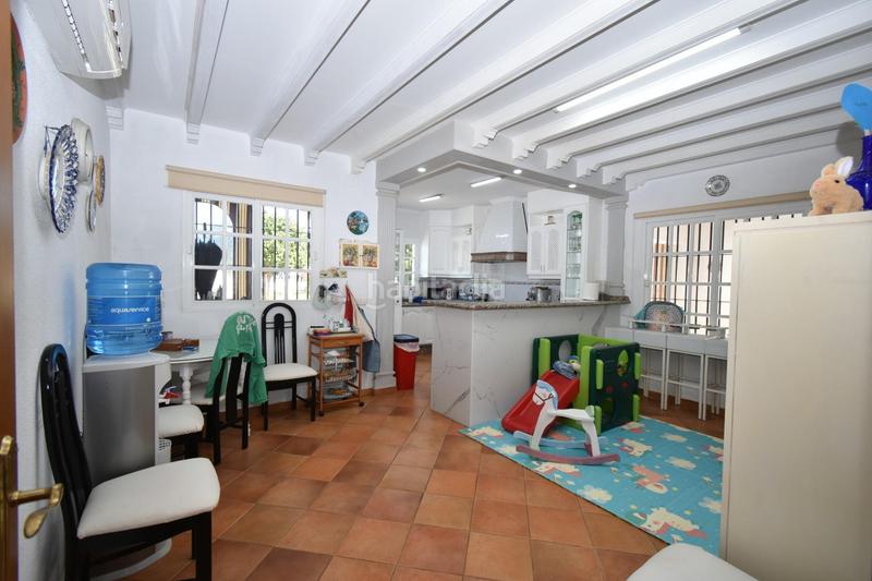 Foto 5f160785-391a-444d-8831-5209694c5acb. Chalet con riscaldamento parcheggio in Las Lagunas - Campano Chiclana de la Frontera