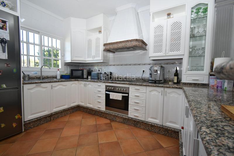 Foto 6b06b702-b0ec-4beb-ae9c-7c9cef37fd00. Chalet con riscaldamento parcheggio in Las Lagunas - Campano Chiclana de la Frontera