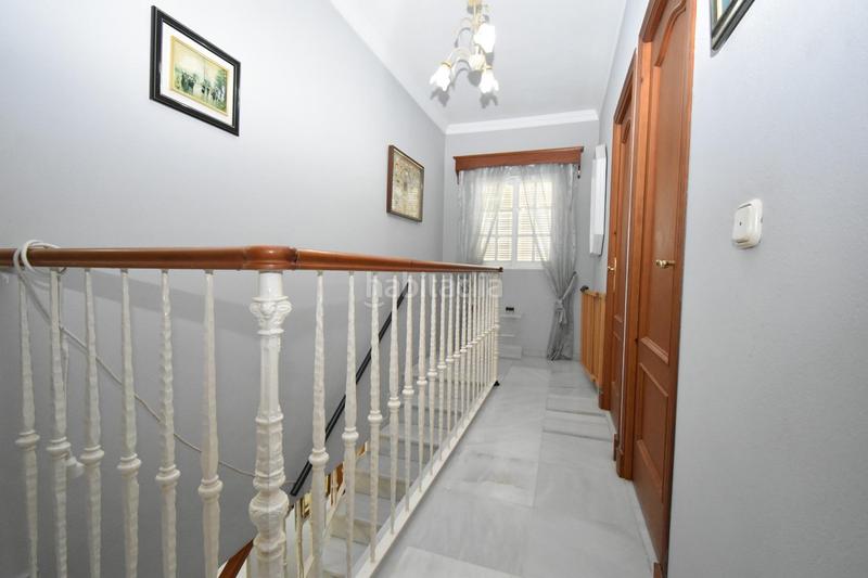 Foto c954e9e7-b587-49df-a2f0-10f9e7e06986. Chalet con riscaldamento parcheggio in Las Lagunas - Campano Chiclana de la Frontera