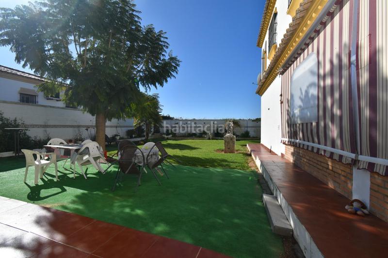 Foto cb087233-5303-46f5-887c-eb5258734374. Chalet con riscaldamento parcheggio in Las Lagunas - Campano Chiclana de la Frontera