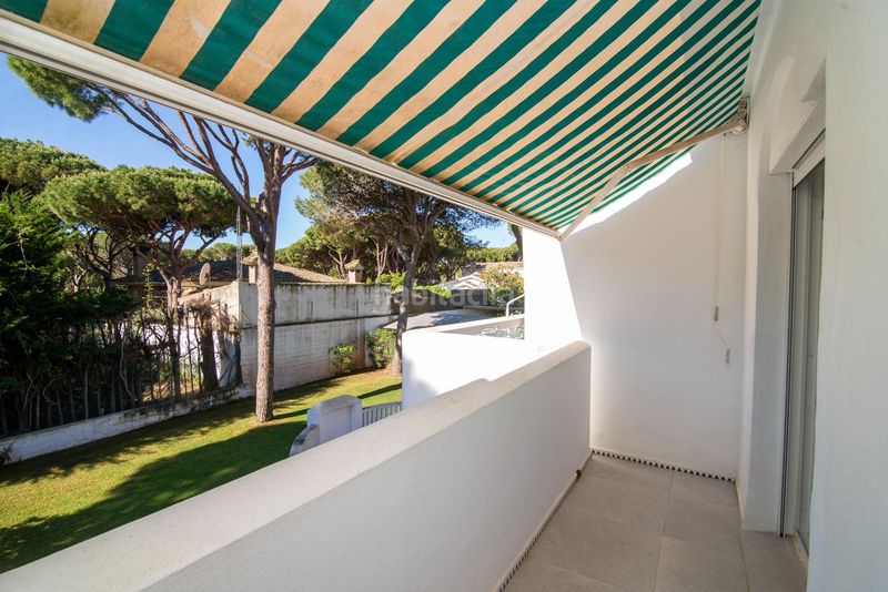 Foto dee7daa9-0e6e-405b-a358-0c0c1c01cd5e. Apartament amb aparcament a La Barrosa Chiclana de la Frontera