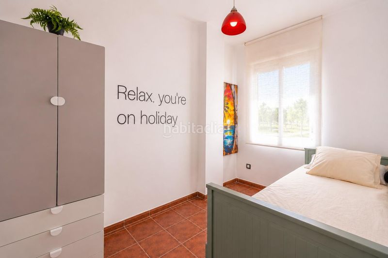 Foto 47aa0a3f-1e63-4392-a7b8-6b500ba4d12c. Apartament amb piscina a Los Gallos Chiclana de la Frontera