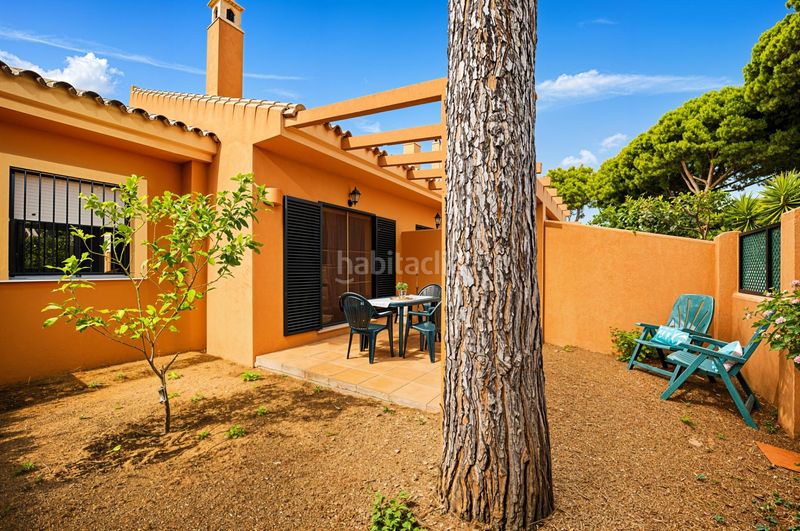 Foto 99cdd4fd-b0fa-4a98-bf37-d2e9c31726f0. Casa adossada amb piscina a Sancti Pietri Chiclana de la Frontera