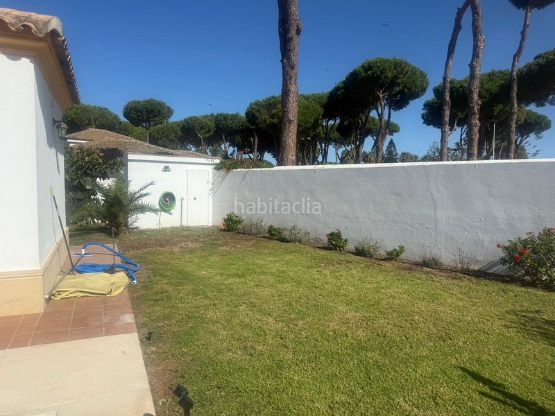 Foto 0ccc87ec-6c98-4e3e-bf8e-b785712b7e51. Xalet amb calefacció piscina a Los Gallos Chiclana de la Frontera