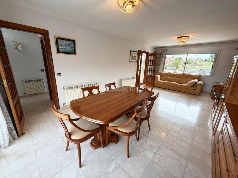 Foto 11a0af52-cc4b-4aa2-a796-08528f74a0c7. Chalet avec cheminée chauffage parking piscine dans Sant Esteve Sesrovires