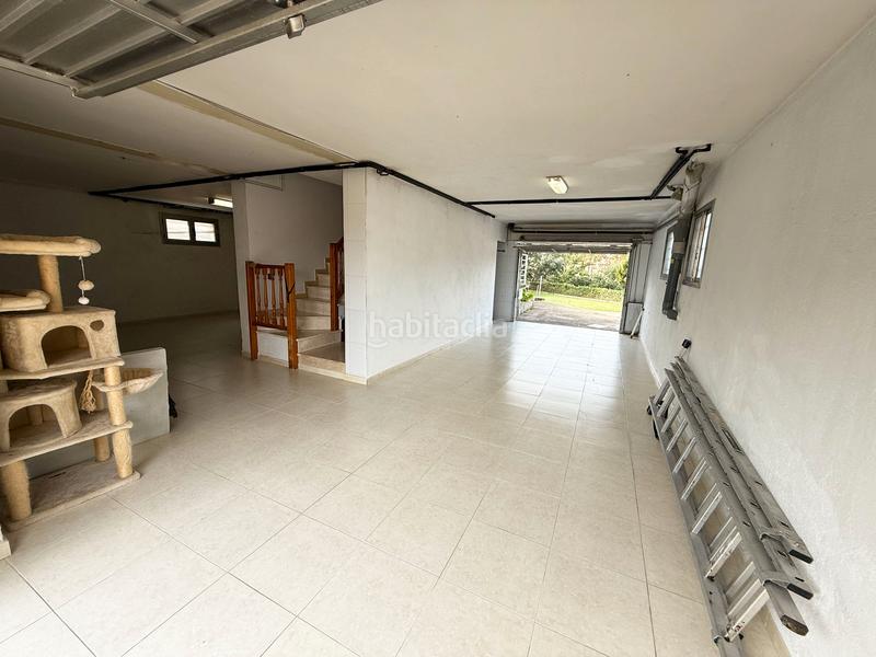 Foto 15fcb9ff-d035-45a2-9667-8a65e710777c. Chalet avec cheminée chauffage parking piscine dans Sant Esteve Sesrovires