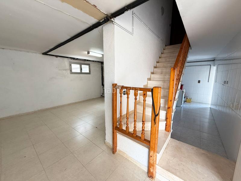 Foto 24364257-c52f-4958-a33b-49e1c0a968af. Chalet avec cheminée chauffage parking piscine dans Sant Esteve Sesrovires