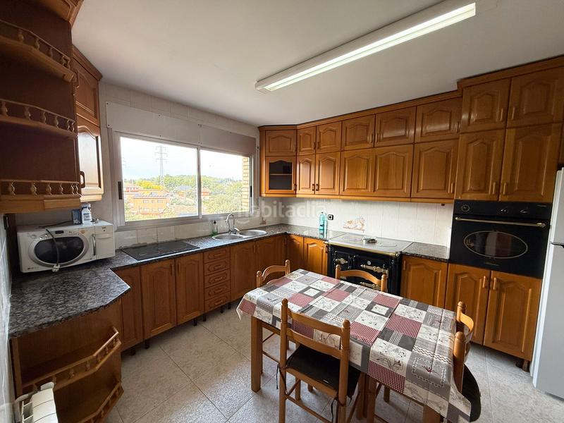 Foto 52c61ab5-0b27-4c64-bf05-82636a9c5c99. Chalet avec cheminée chauffage parking piscine dans Sant Esteve Sesrovires