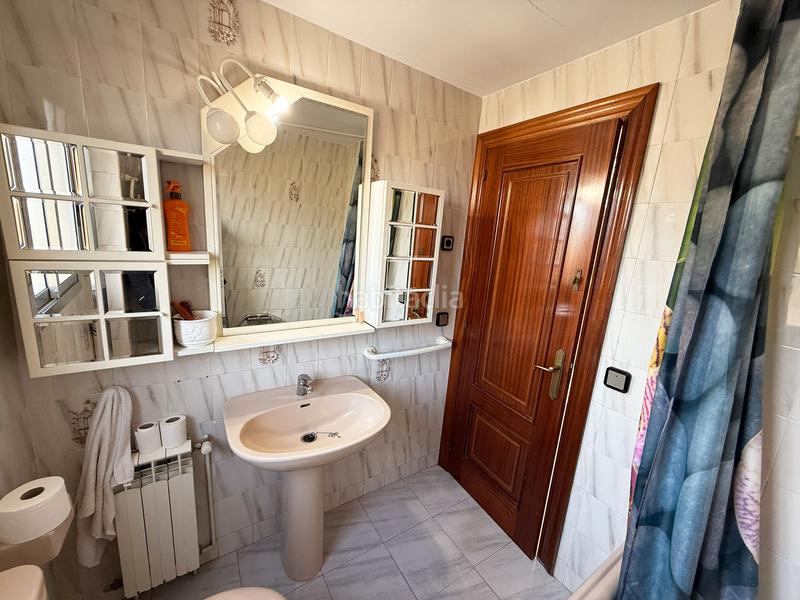 Foto 93fc303a-1ec5-44d1-8f2d-b1c7f911c485. Chalet avec cheminée chauffage parking piscine dans Sant Esteve Sesrovires