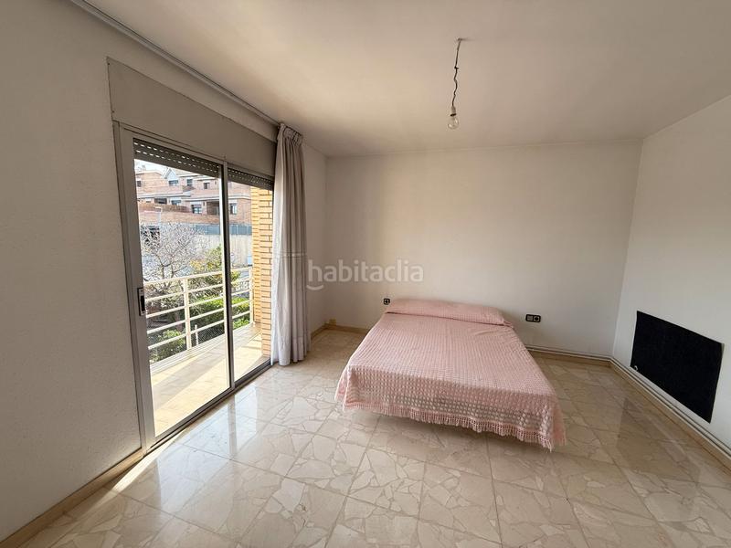 Foto c678abfe-8737-459f-b886-bd2e6d3434e7. Chalet avec cheminée chauffage parking piscine dans Sant Esteve Sesrovires