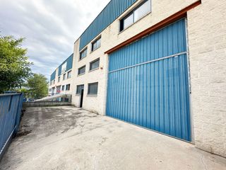 Miete Fabrikhalle in Carrer gelida 20. Nave adosada en alquiler