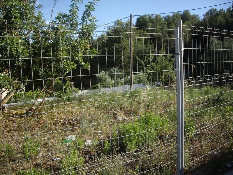 Foto bf9c8b0d-22b9-4097-8806-0bed07edd544. Terreny residencial a carrer de la troana 48 a Torrent Ballester Viladecans