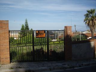 Wohngrundstück in Carrer de la troana 27. Solar en venta en albarrosa