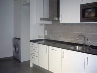 Miete Etagenwohnung in La Roureda. Piso bajos con terraza