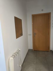 Rent Flat  Carrer del canonge doctor auguet. Atico