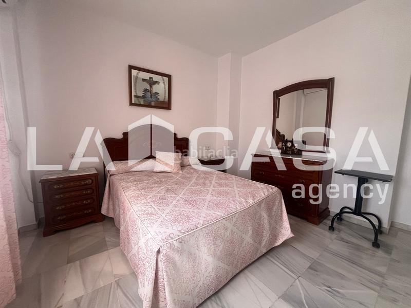 Foto f1d1f284-bcc1-4f85-b5d0-cb9aa3ca3ea0. Semi detached house with heating parking in Vista Azul - Consolación Dos Hermanas