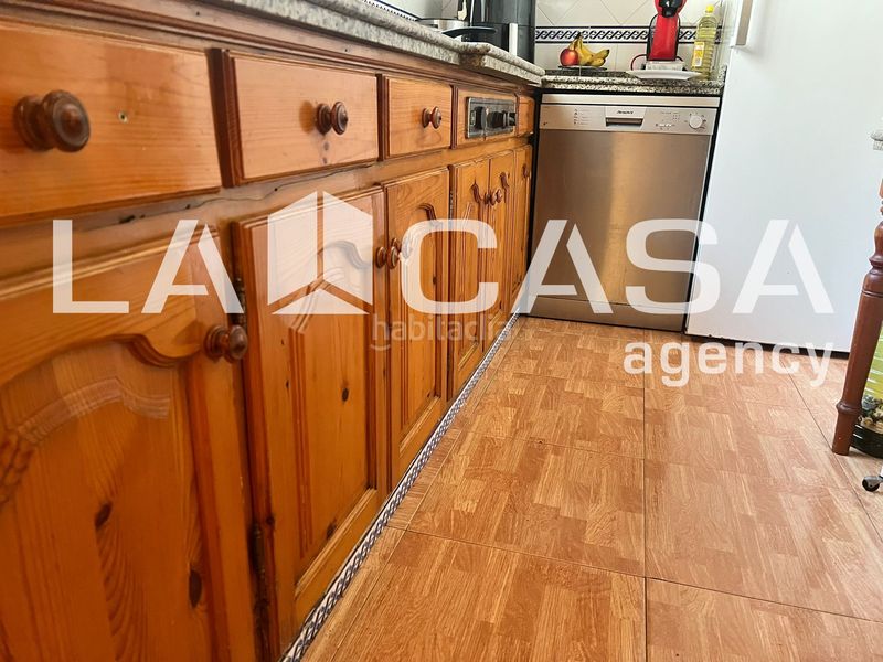 Foto 172069d0-c39d-4098-9119-a48d2d555d26. Casa amb aparcament a El Arenal - La Pólvora Dos Hermanas