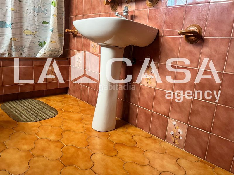 Foto b9b4d166-9cbb-401a-b0c7-e58bdbed2298. Casa amb aparcament a El Arenal - La Pólvora Dos Hermanas