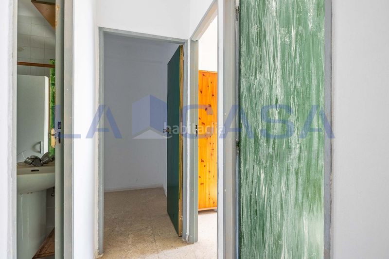 Foto 68e5abf8-d6a8-449c-887d-b8004f40931a. Pis a Cruz Roja Sevilla