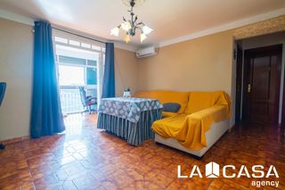 Etagenwohnung in Arco Norte - Avda España. Piso en venta en la moneda